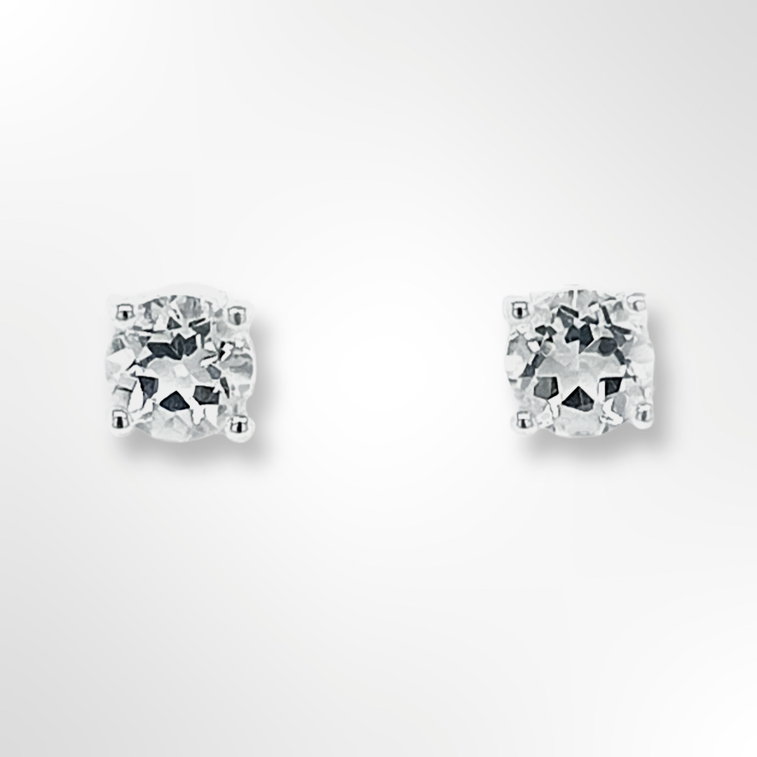 Sterling Silver Round Cubic Zirconia 4 Claws Set Stud Earrings