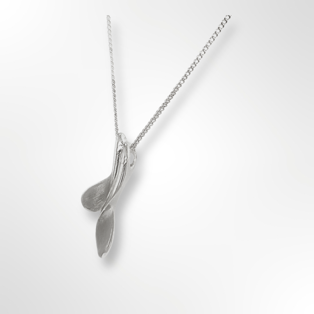 Silver Samara II Pendant & Chain